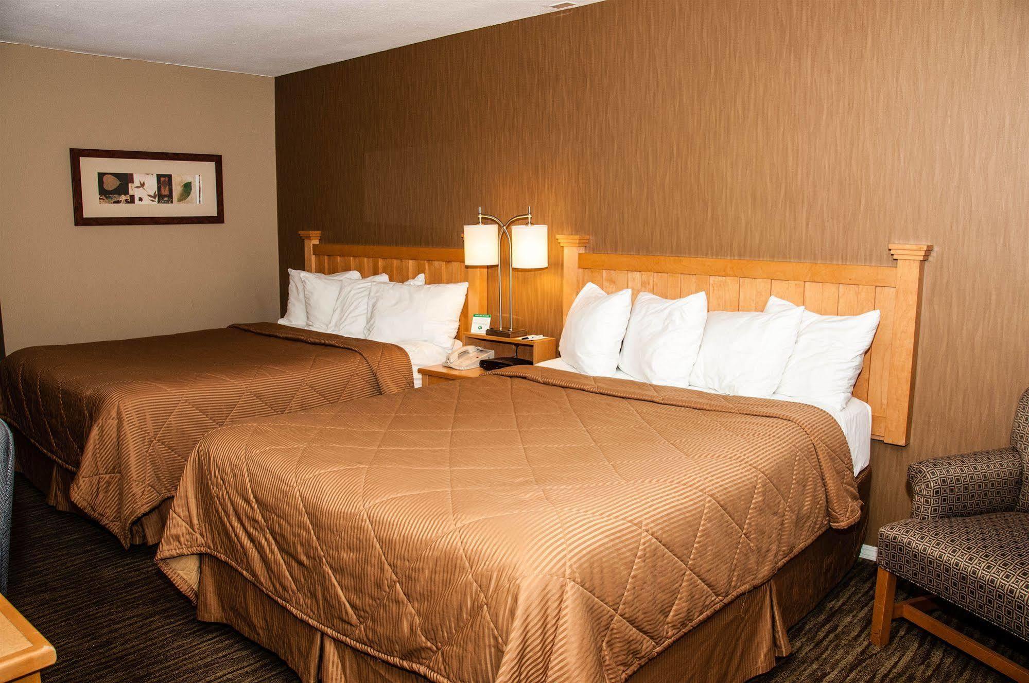 Econo Lodge Inn & Suites North Vancouver Ngoại thất bức ảnh